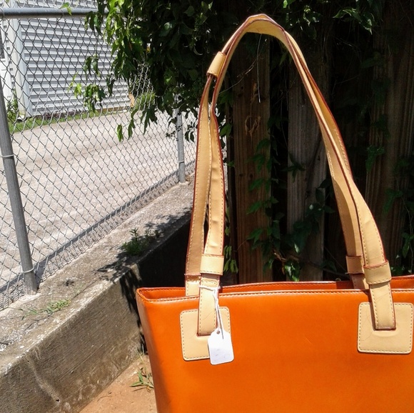 Handbag - Picture 7 of 7